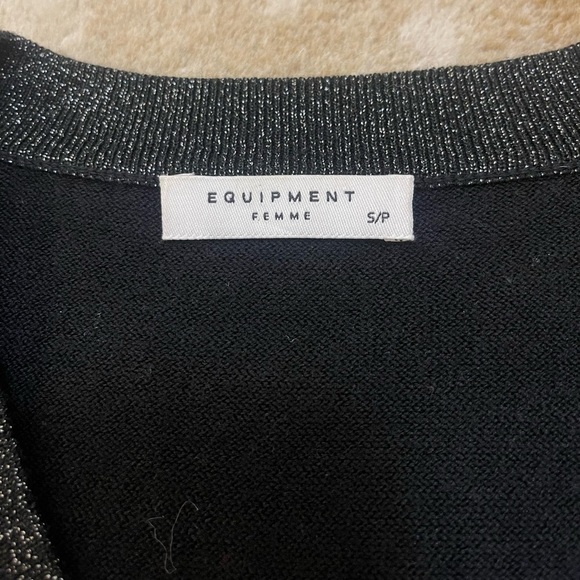 Equipment Femme grey sparkle long sleeve V-neck sweater women’s size small - Picture 5 of 7